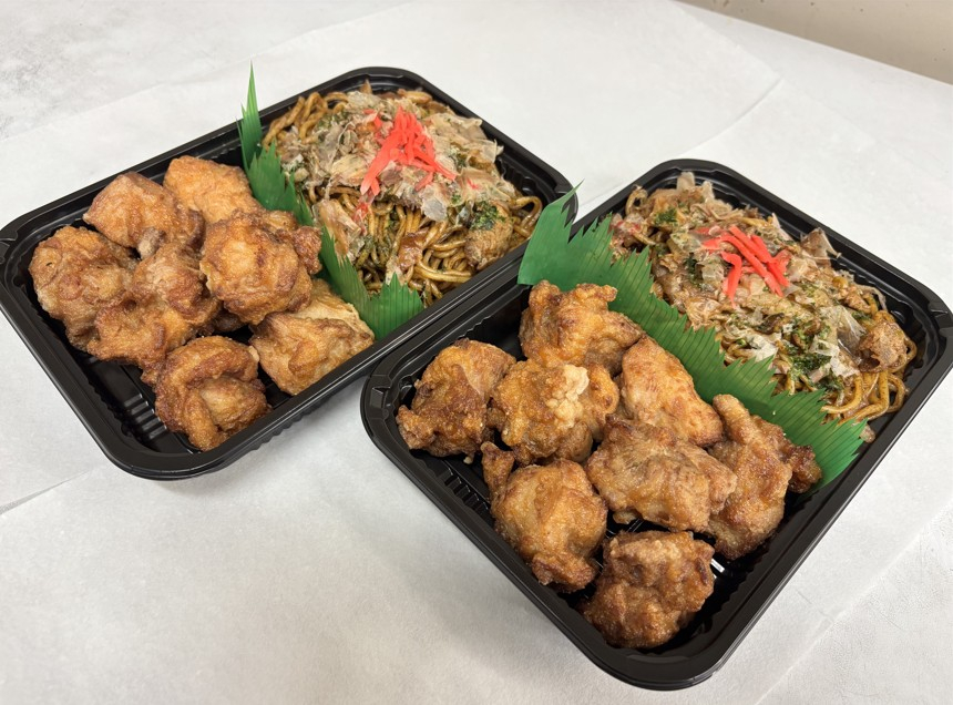 ひとつ星デリ ＭＥＧＡ焼きそば＆唐揚げ 500g＋やきそば2人前
